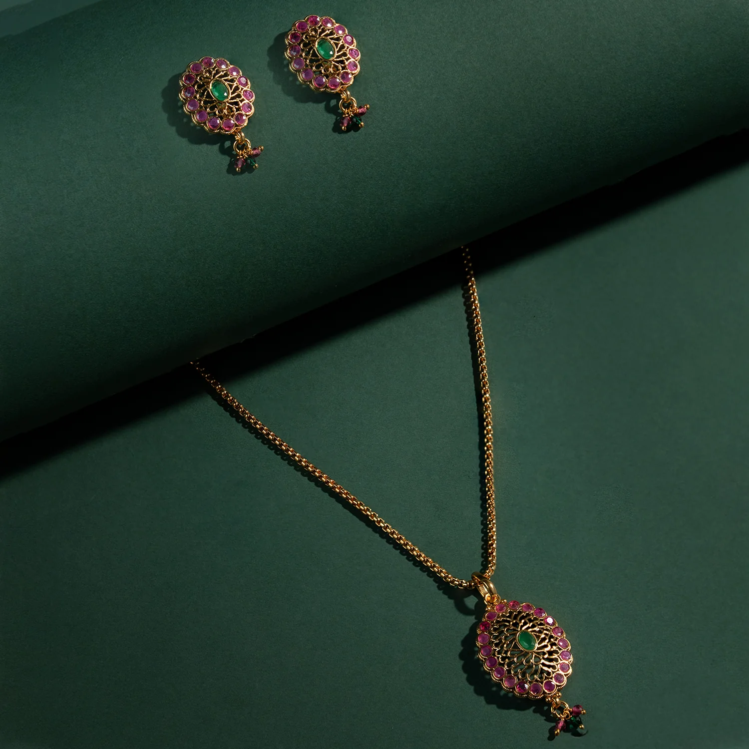 Gold Elegance Pink Blossom Traditional Pendant Set - Image 2