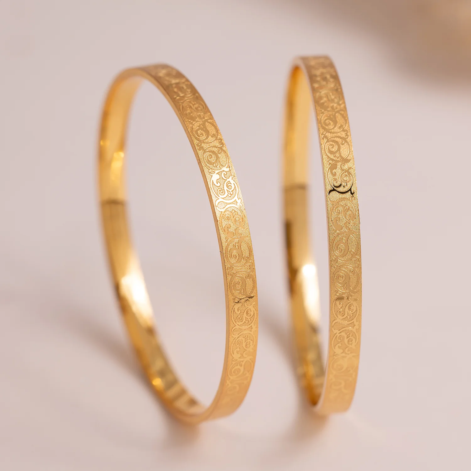 Gold Elegance Riwaayat Bangles