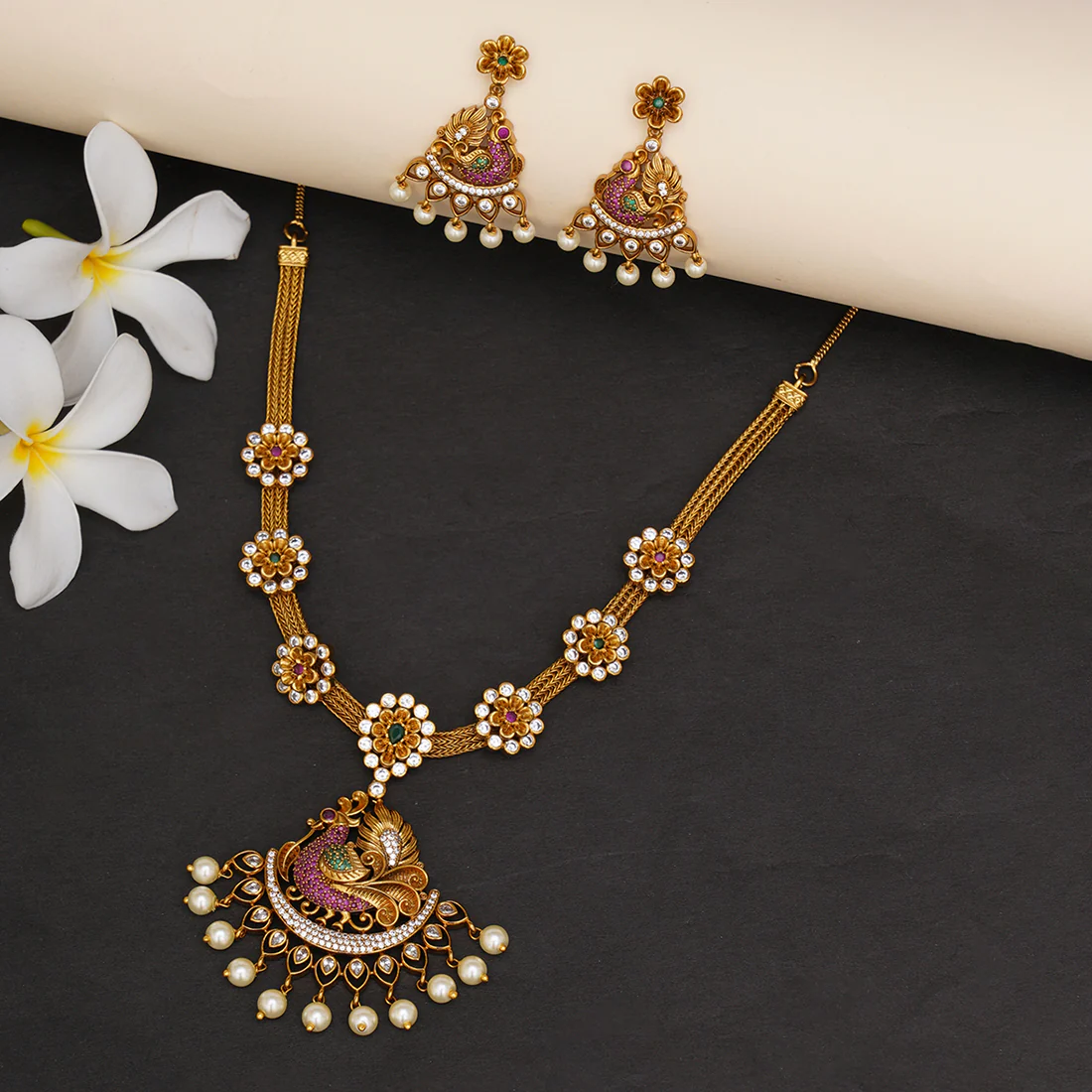 Gold Opulence Floral Zircons and Faux Pearls Adorned Gold Toned Jewellery Set