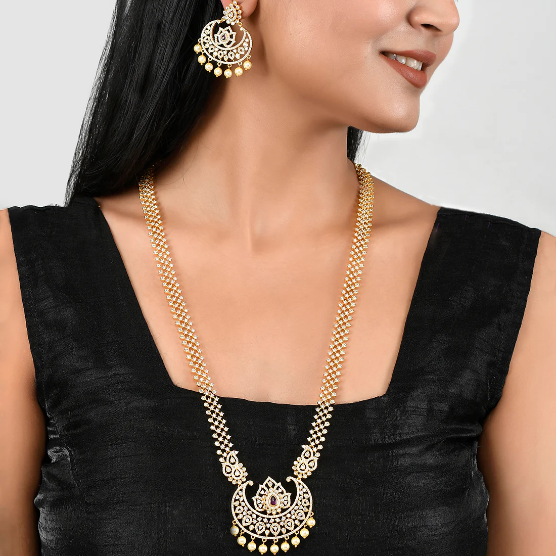 Gold Plated Cluster Setting CZ and Pearl Beads Jewellery Set - Image 2