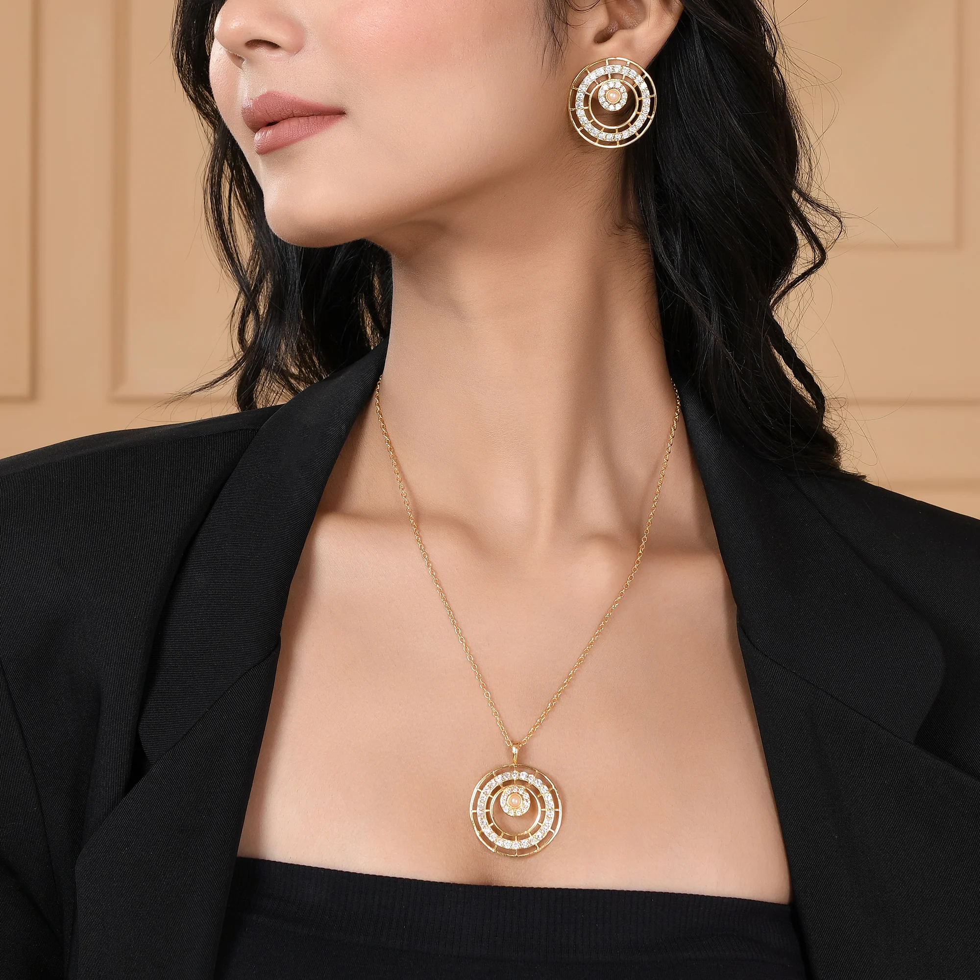 Gold Plated Designer Pendant Set - Image 3