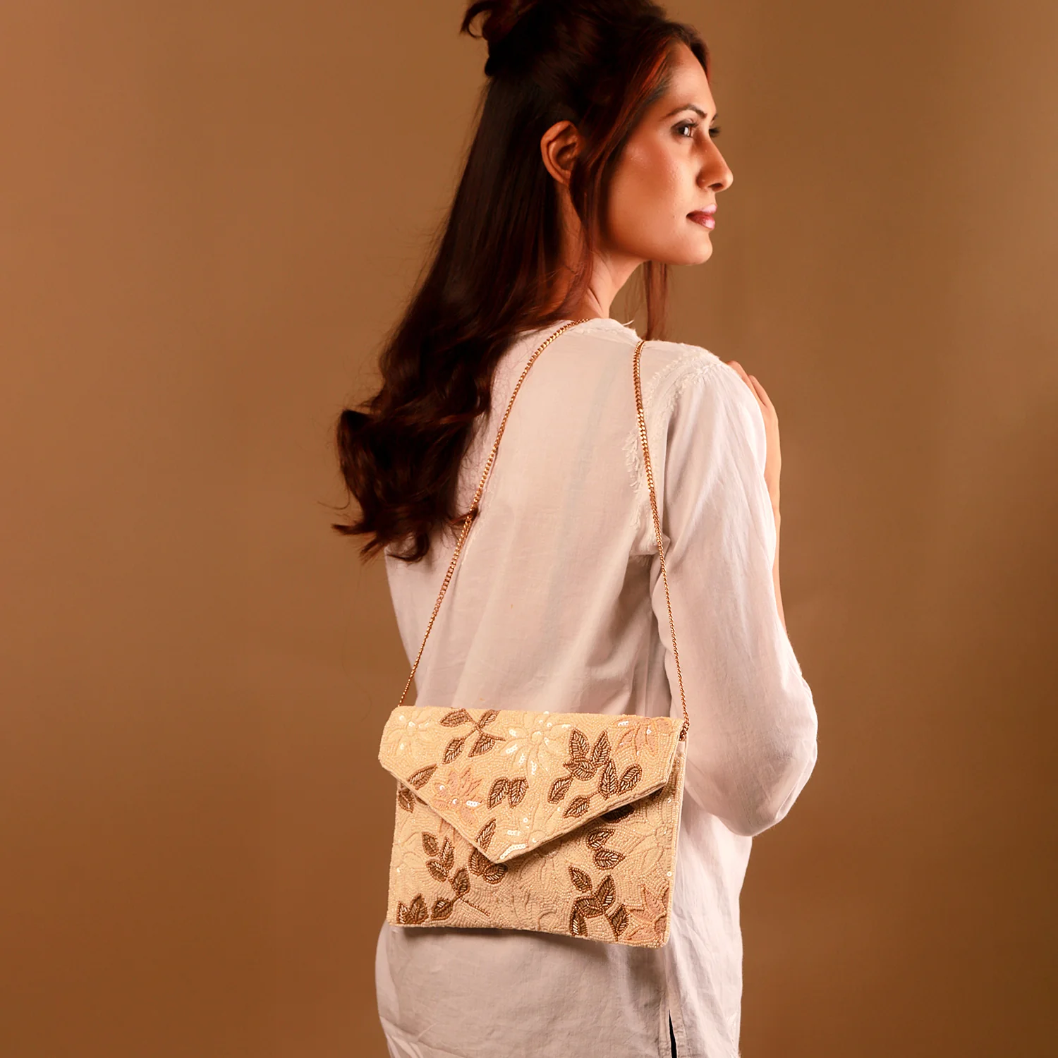 Golden Blossom Beaded Party Clutch Bag - Image 3