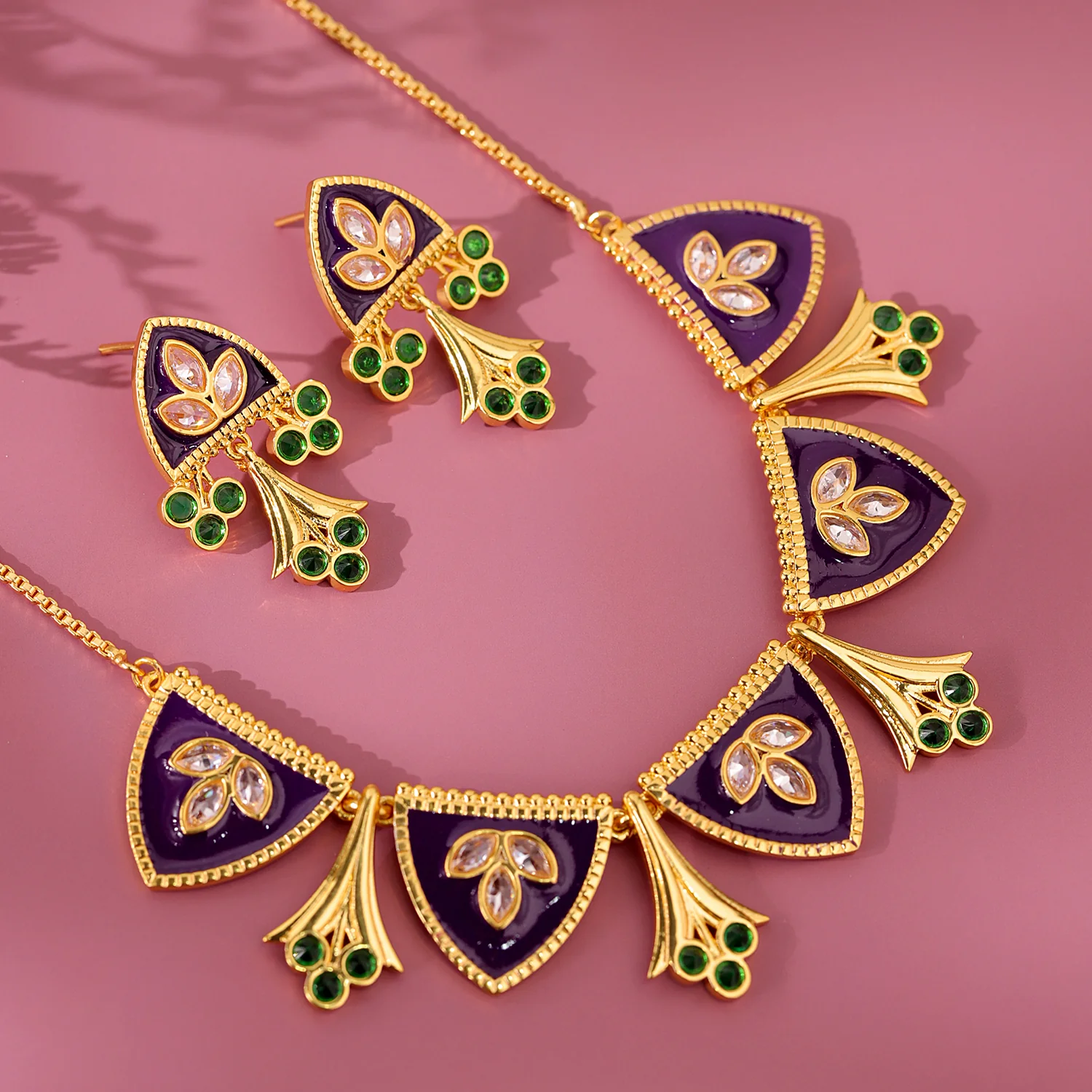 Gota Patti Jamuni Panna Haar Necklace Set - Image 2