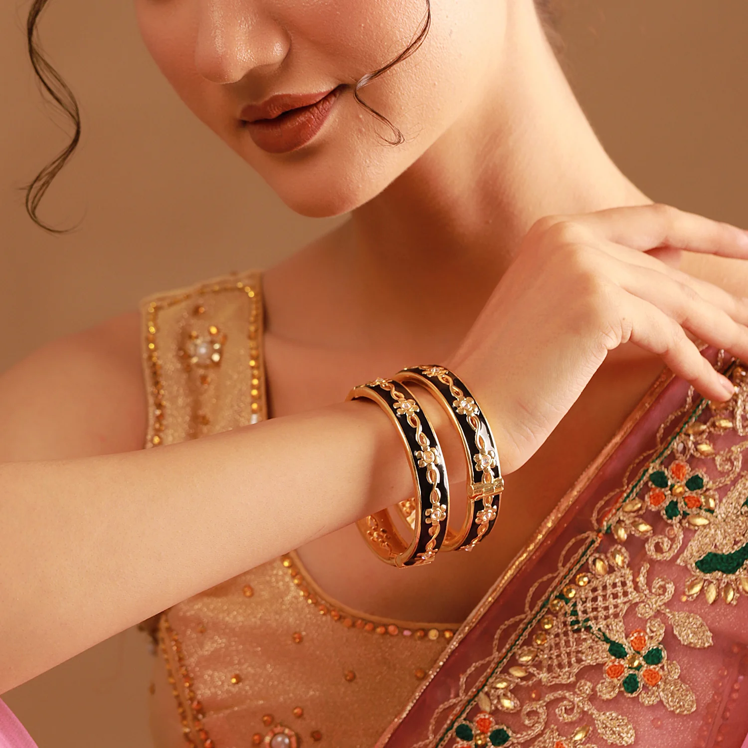 Gota Patti Maharani Kala Gul Bangles