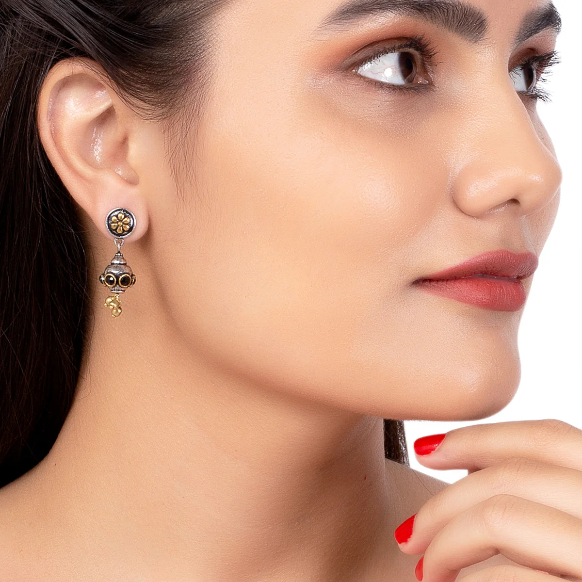 Gullak Floral Engraved Antique Earrings - Image 2