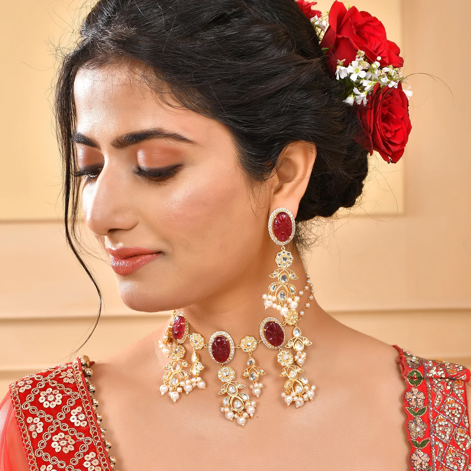 Heer Gulnoor Statement Choker Necklace Set - Image 2