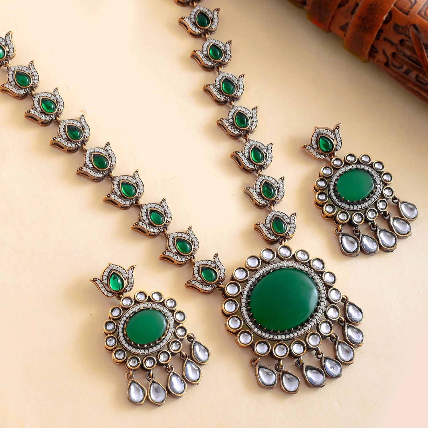 Hasli Ethereal Elegance Green Kundan Studded Gold Necklace Set