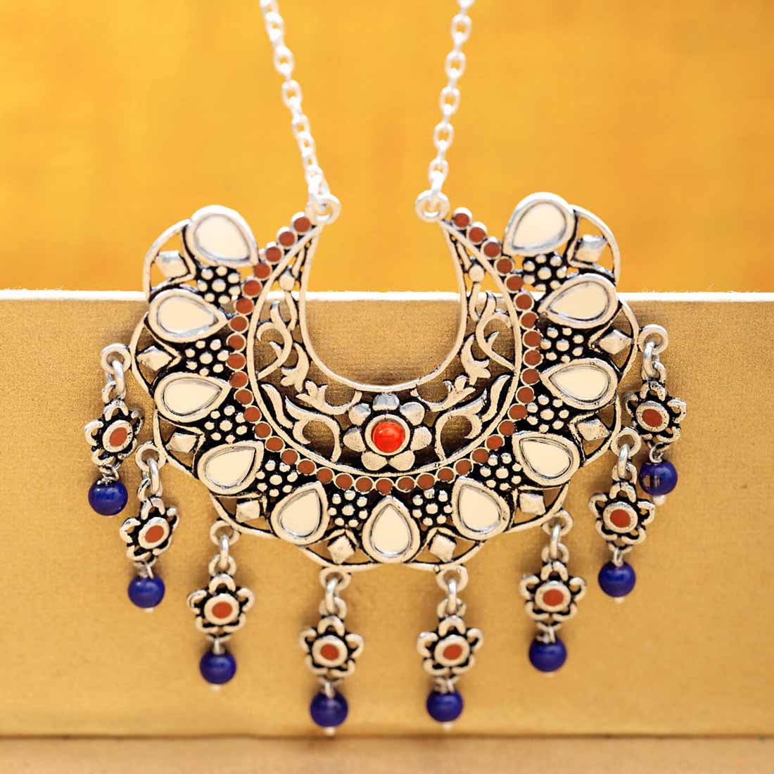 Kesar Floral Motifs Necklace