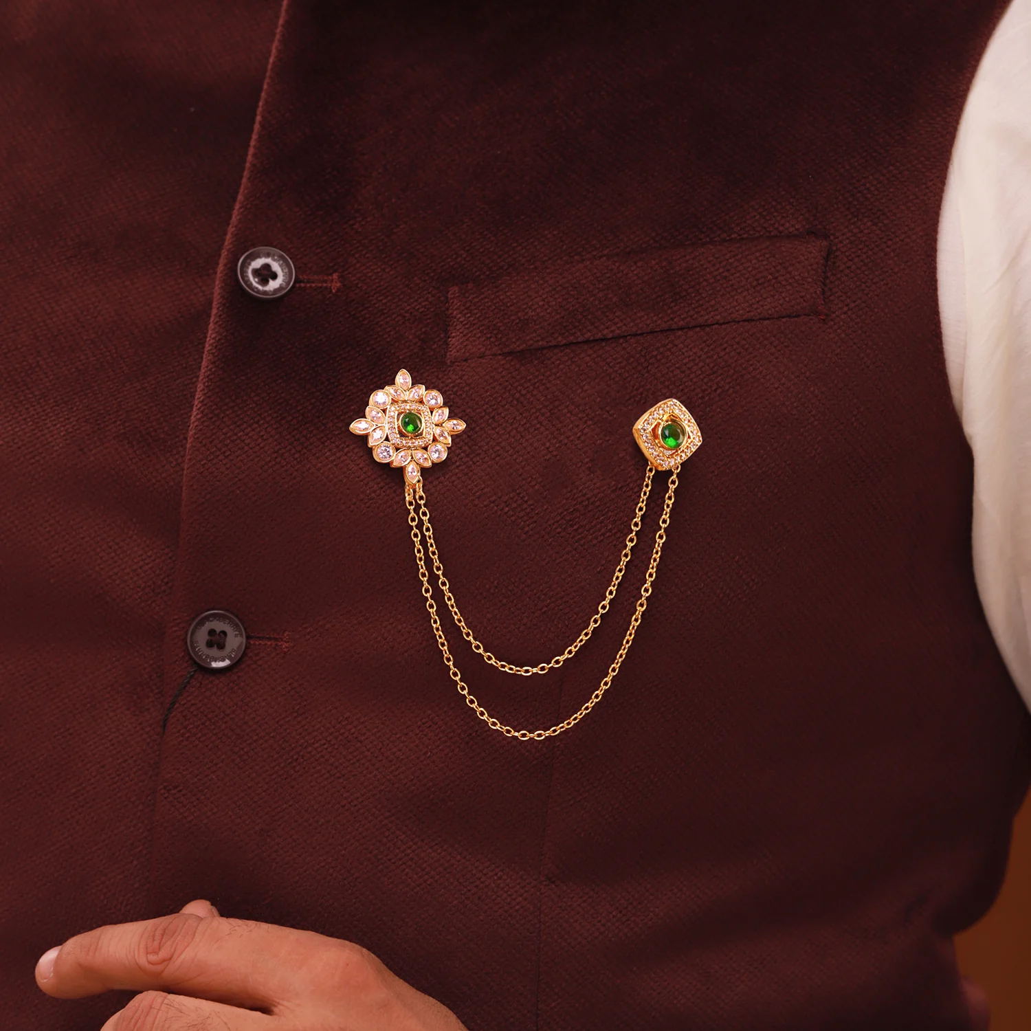 Kings of Rajasthan Adhiraj Brooch - Image 3