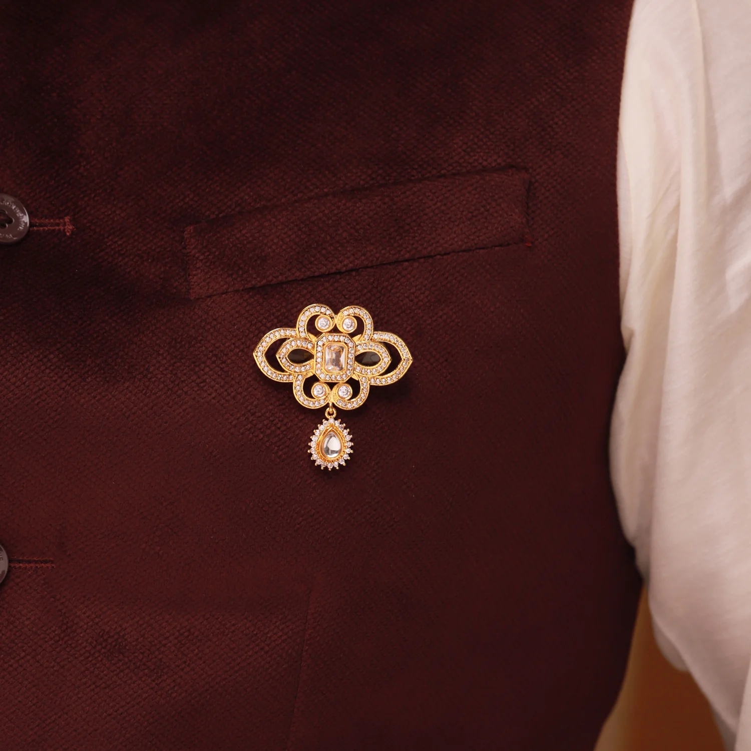 Kings of Rajasthan Suryaveer Brooch - Image 3