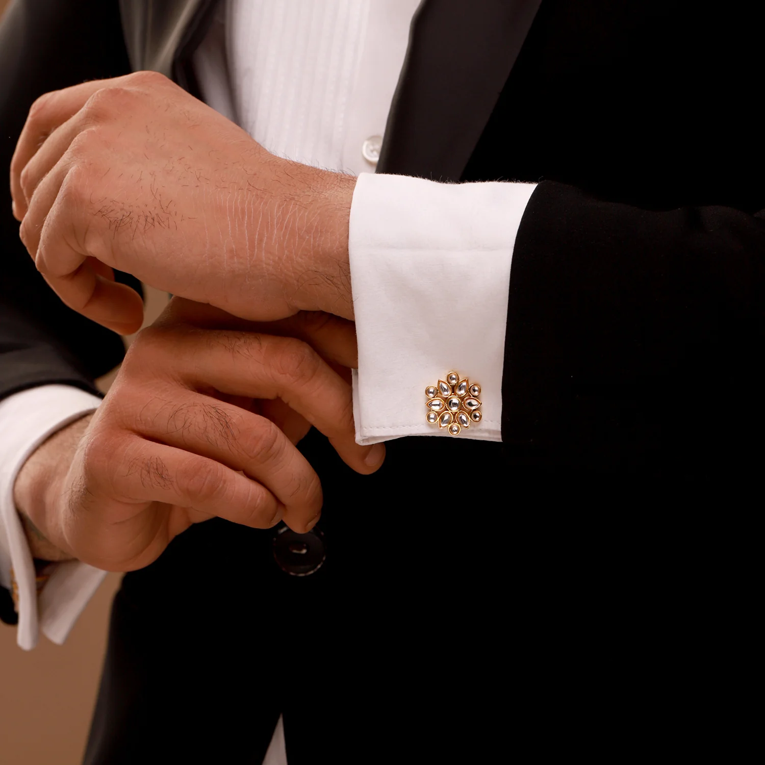 Kings of Rajasthan Veeraj Cufflinks - Image 2