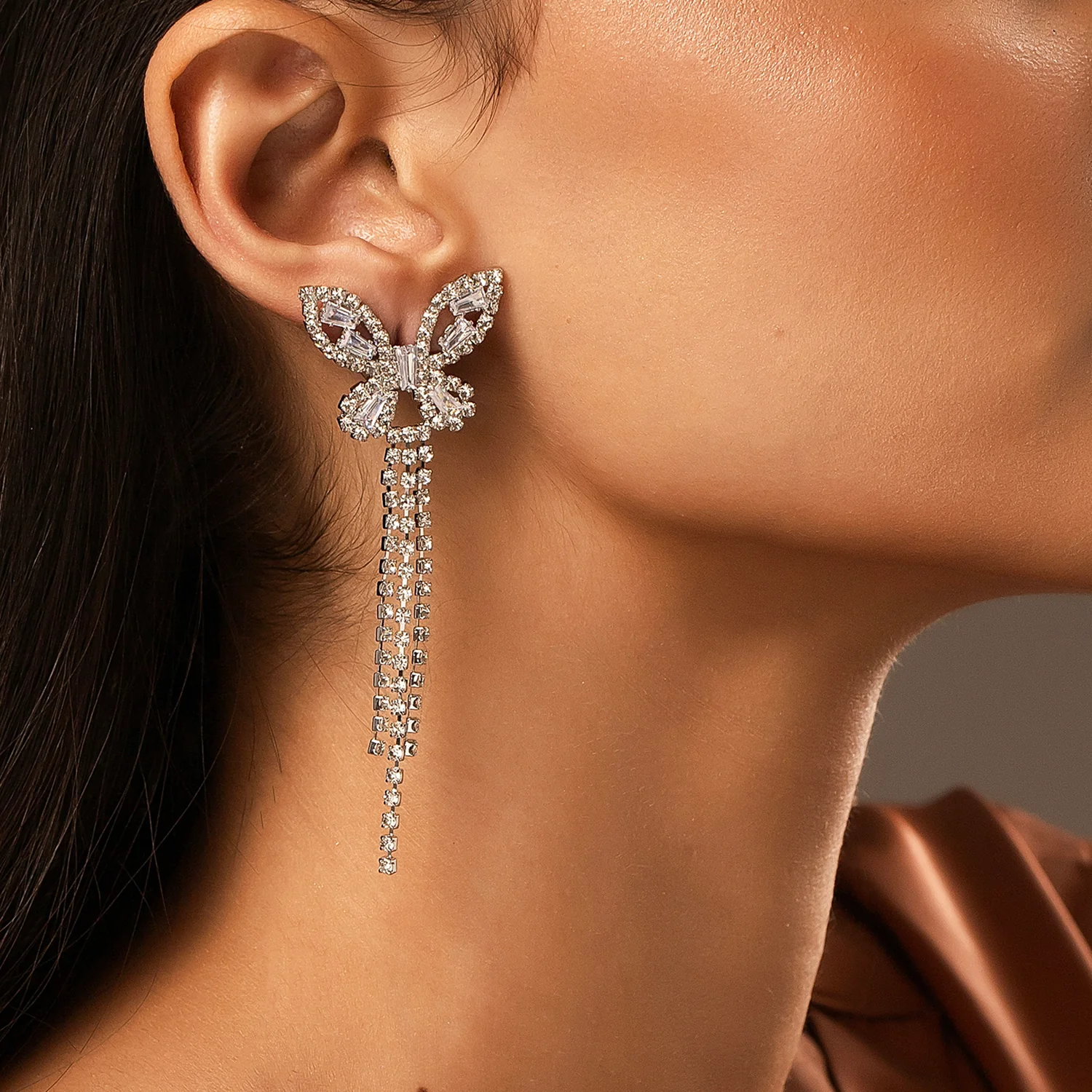 Korean Bling Wings of Elegance Earrings - Image 2