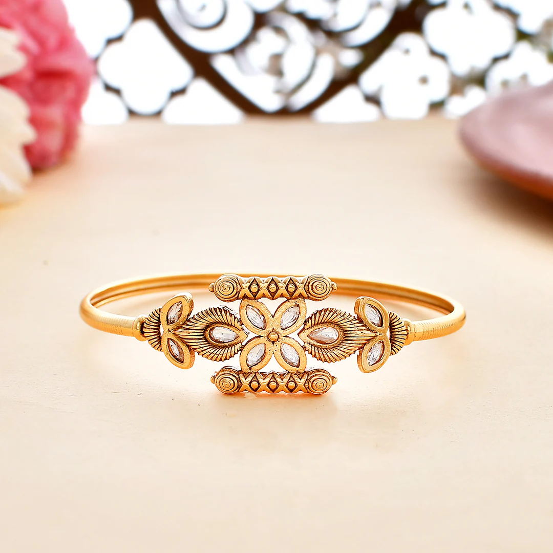 Kundan Elegance Teardrop Cut Kundan Adjustable Ethnic Bracelet