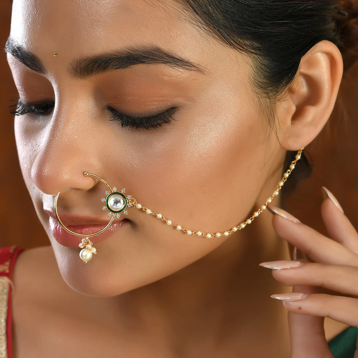Kundan Elegance Zareen Nath Nose Ring - Image 2