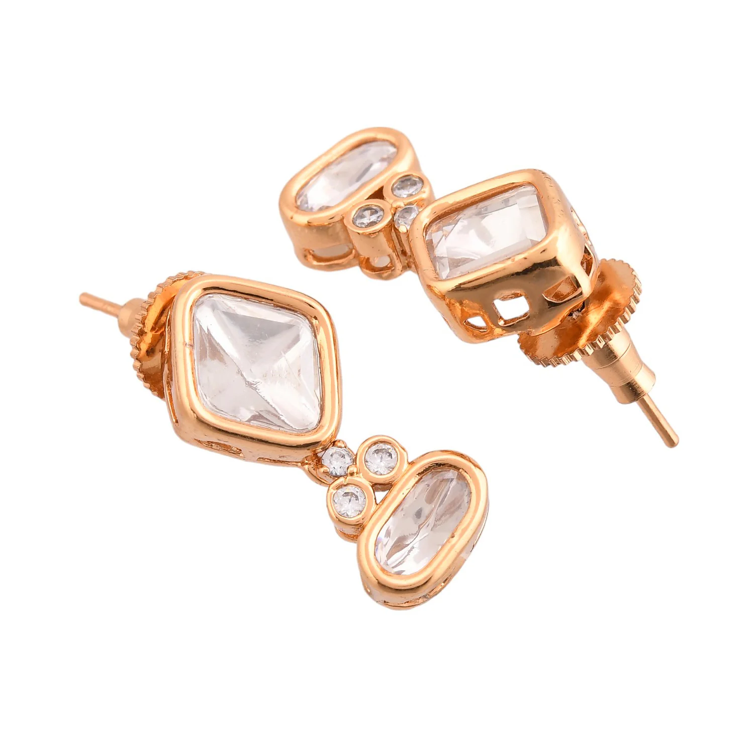 Kundan Essentials Gleaming Affair Necklace Set - Image 5