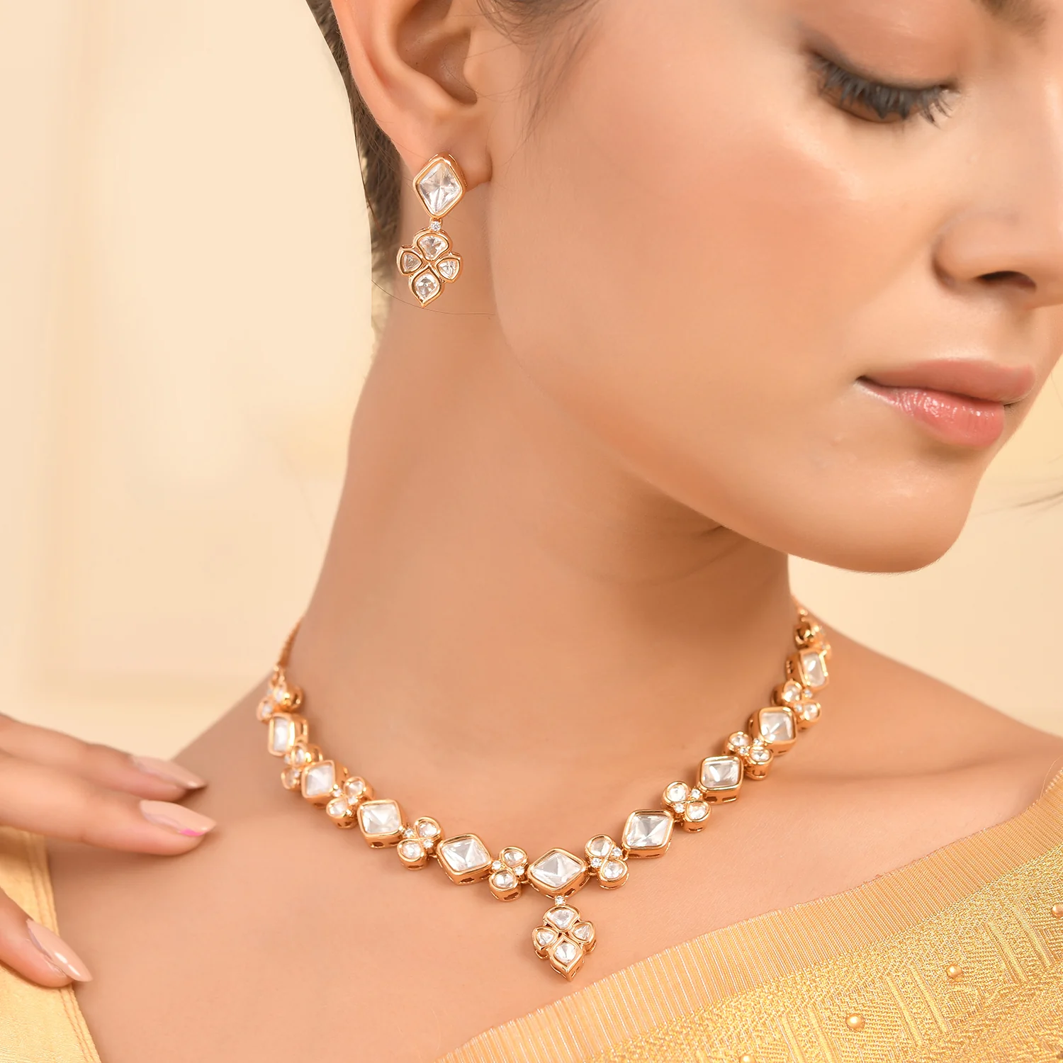 Kundan Essentials Radiant Heritage Necklace Set - Image 2