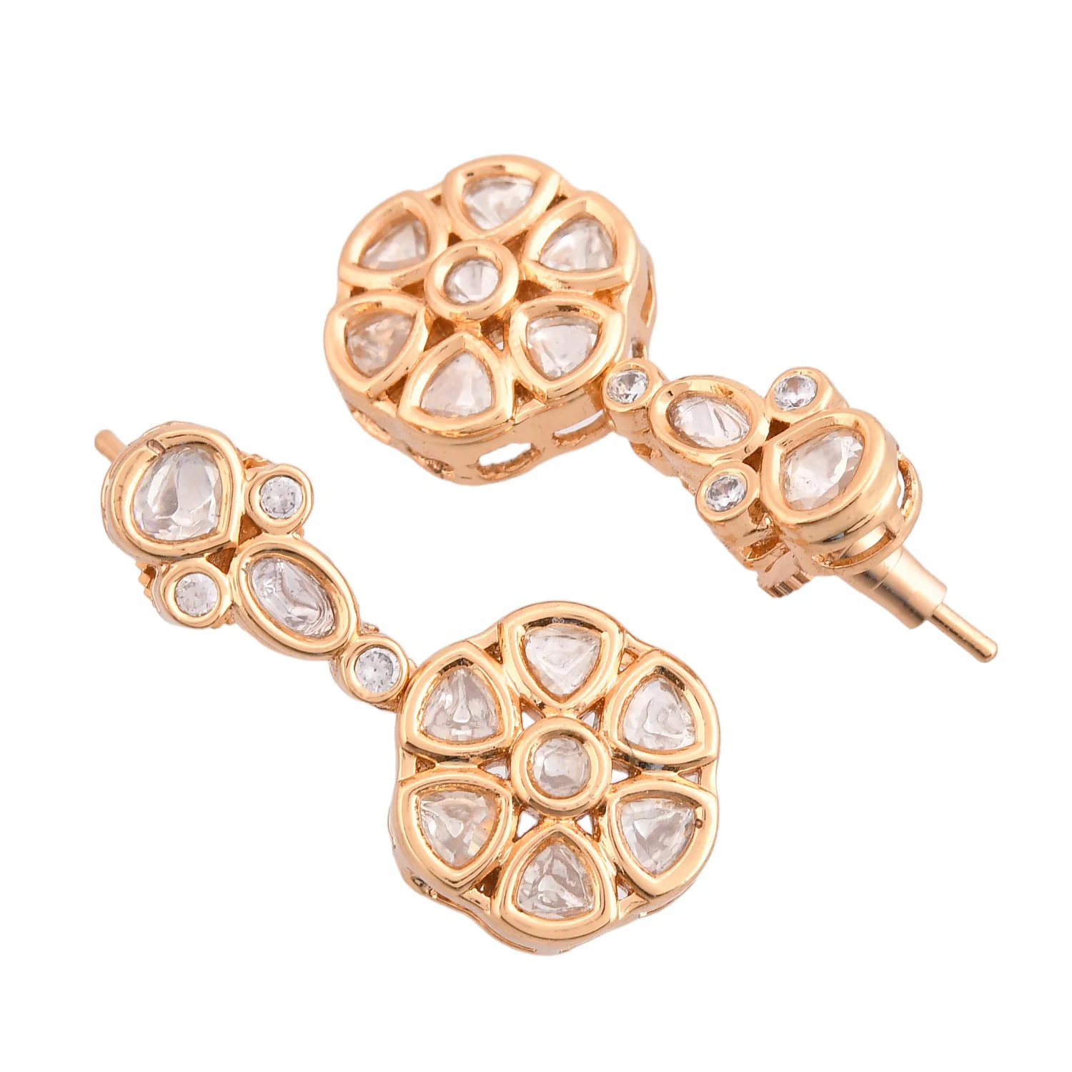 Kundan Essentials Sparkling Blooms Necklace Set - Image 6