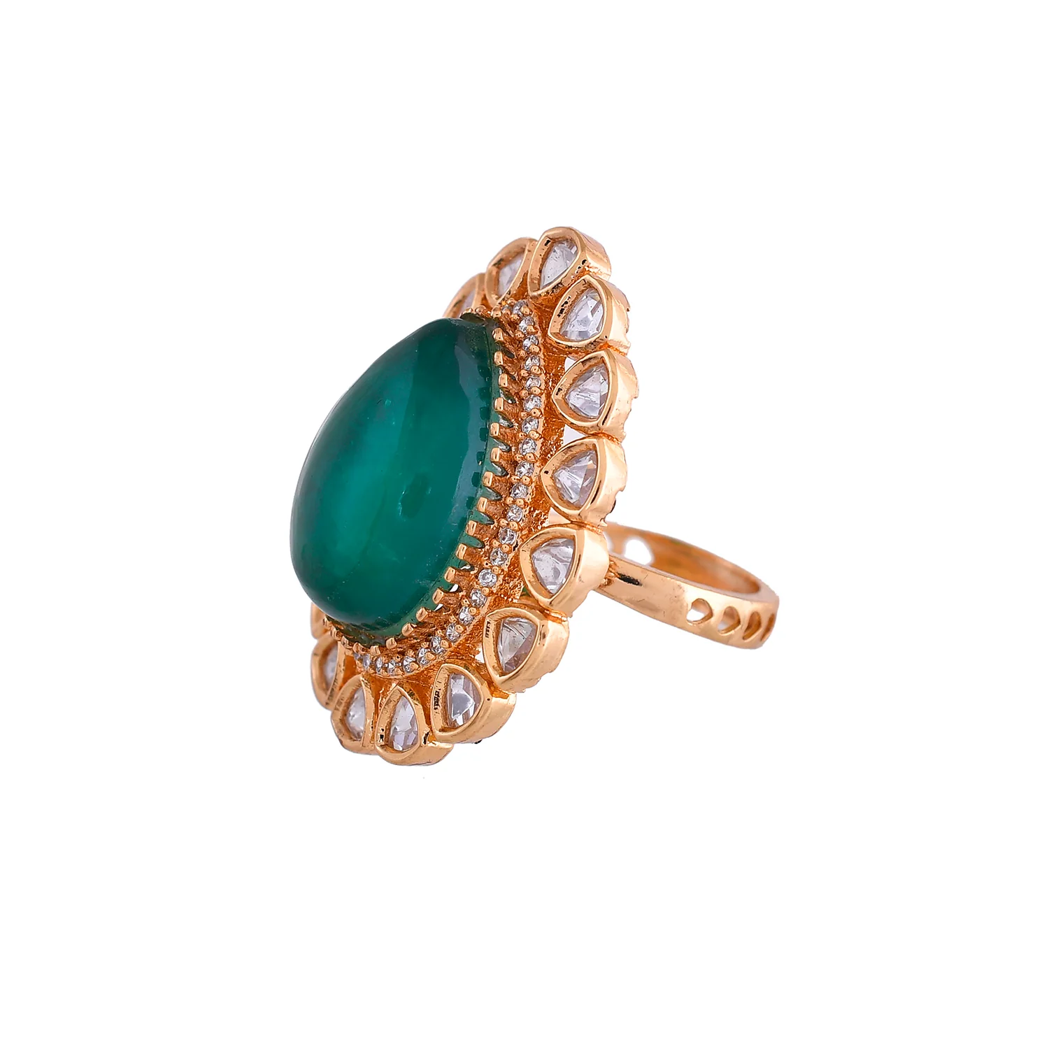 Kundan Opulance Nawabi Green Ring - Image 4