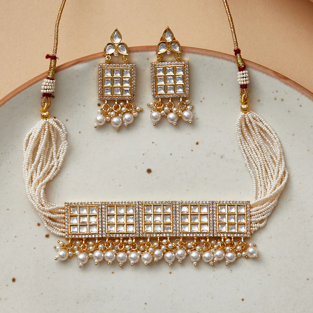 Kundan Studded Shiny Necklace Set - Image 2