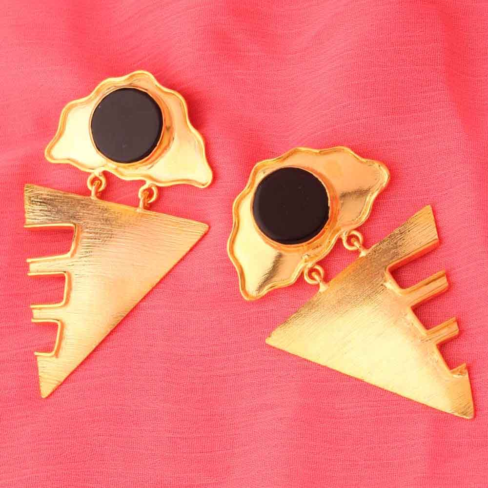 Luminous Gold Toned Pair Of Earrings