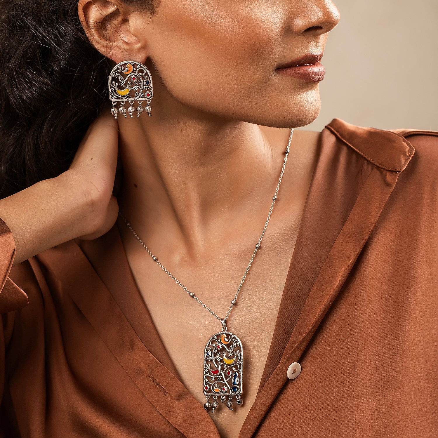 Madhubani Pakhi Oxidised Enamel Pendant Set - Image 2