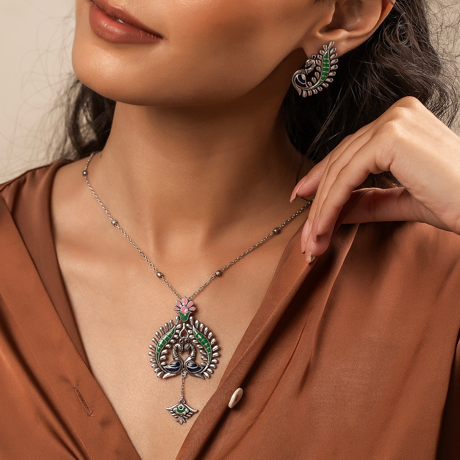 Madhubani Peacock Pratha Oxidised Enamel Pendant Set - Image 2