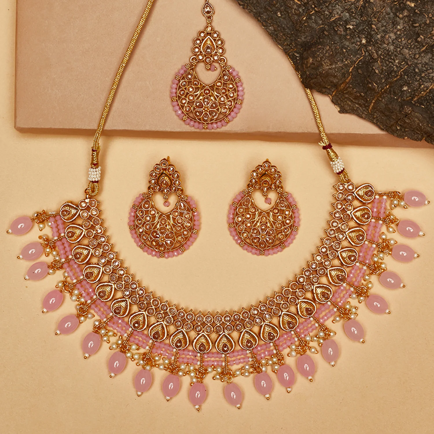 Gold Oppulence Maang Tika Set with Necklace and Earrings