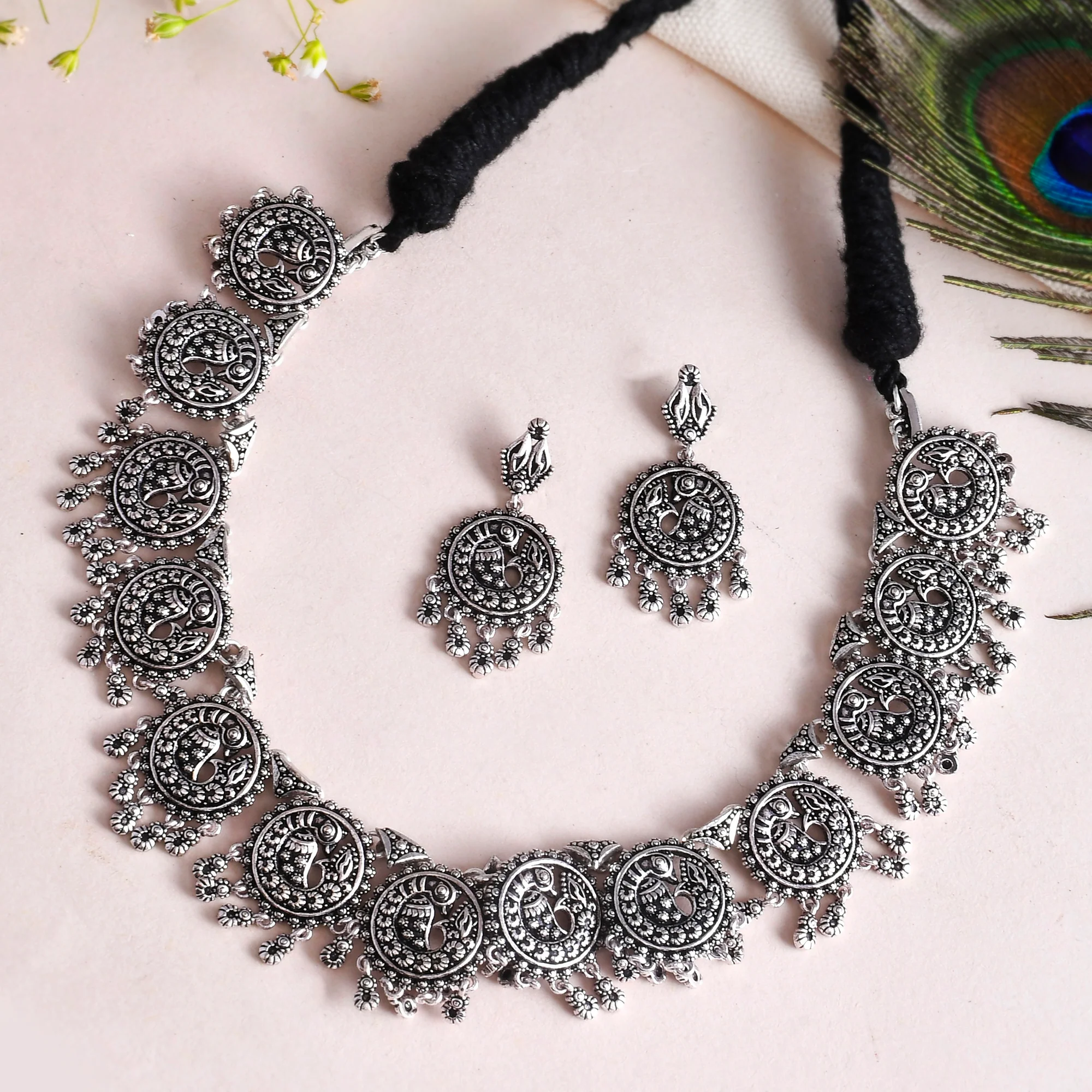 Morni Krutika Necklace Set