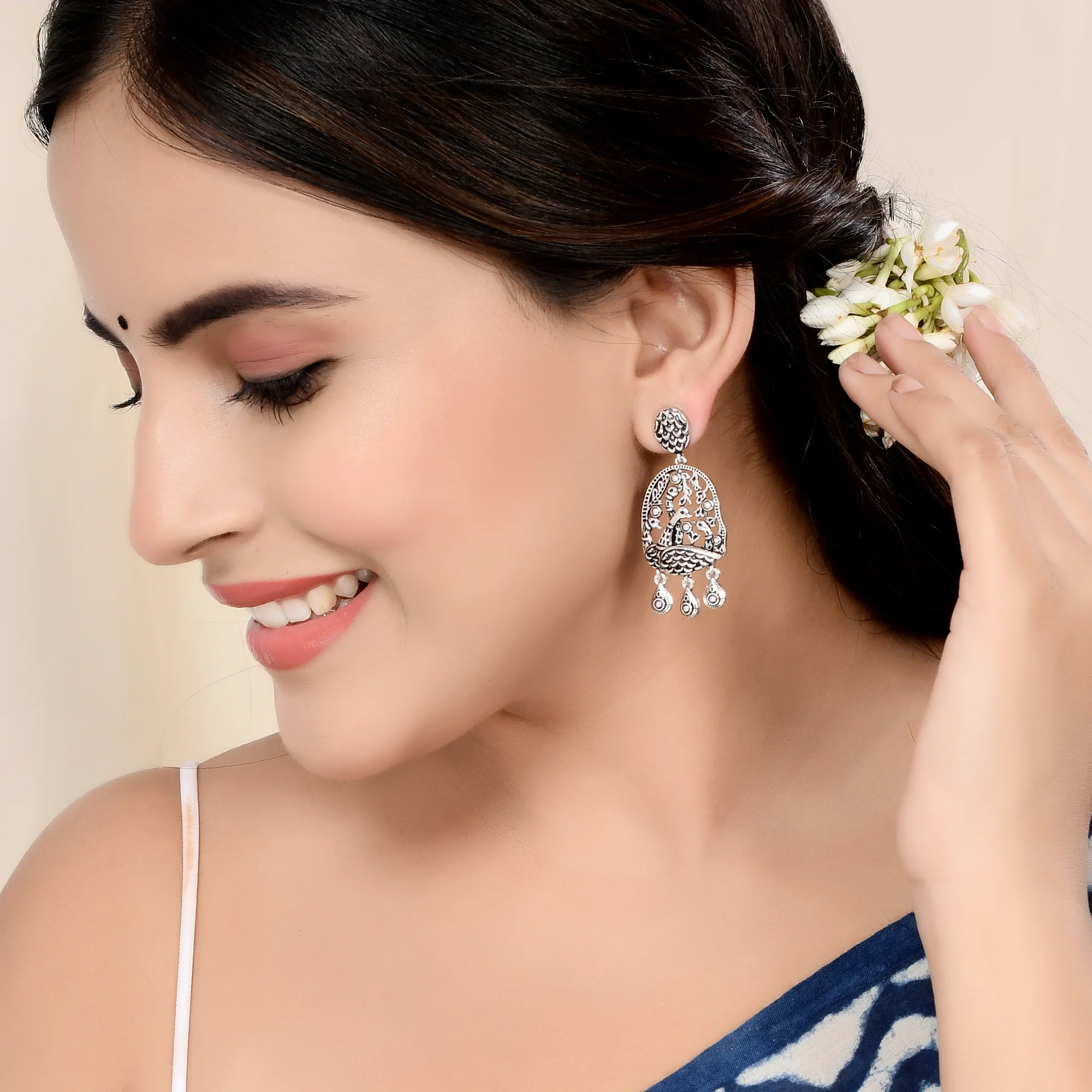 Morni Sikhi Earrings - Image 2