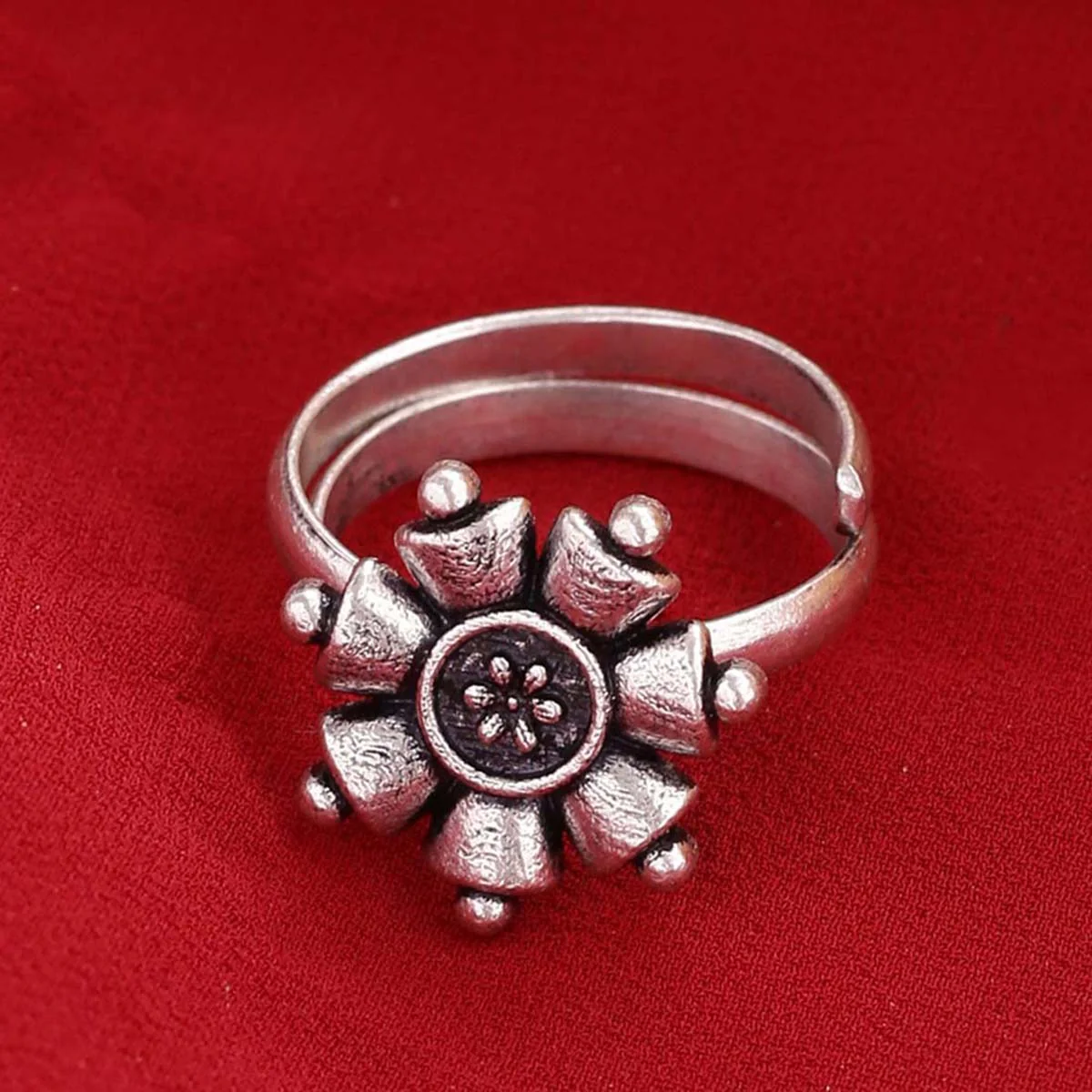 Nayantara Floral Motif Statement Ring