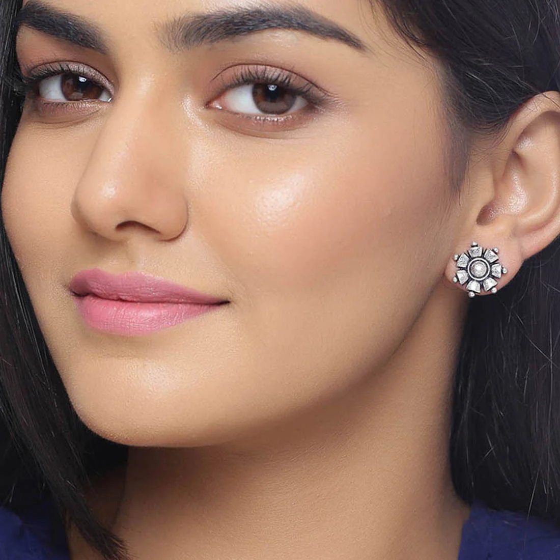 Nayantara Floral Motif Stud Earrings - Image 2