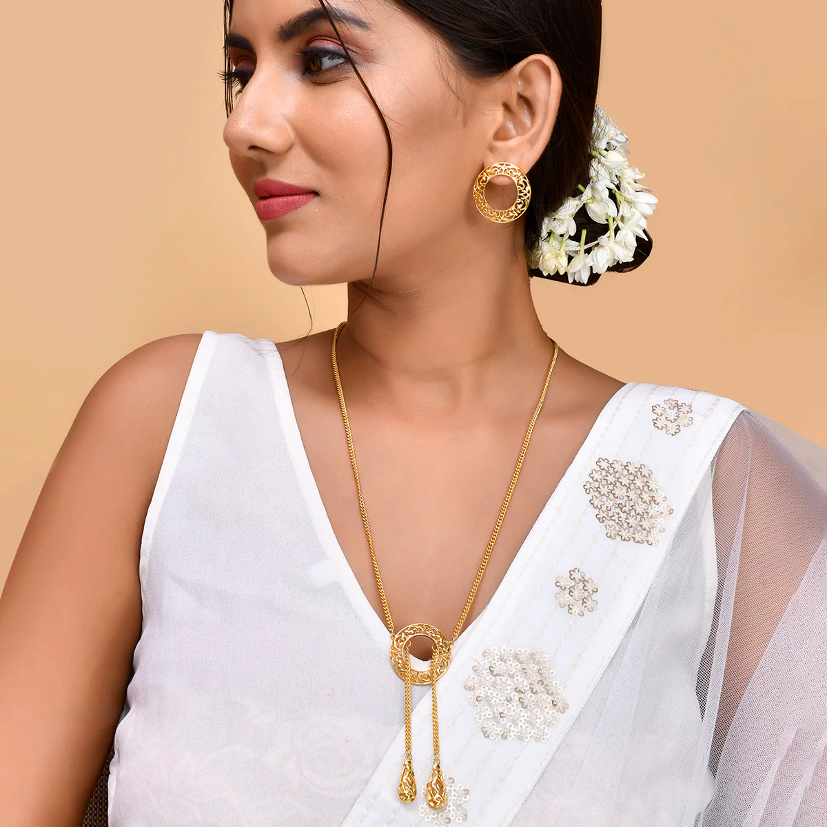 Nazakat Noor Necklace Set