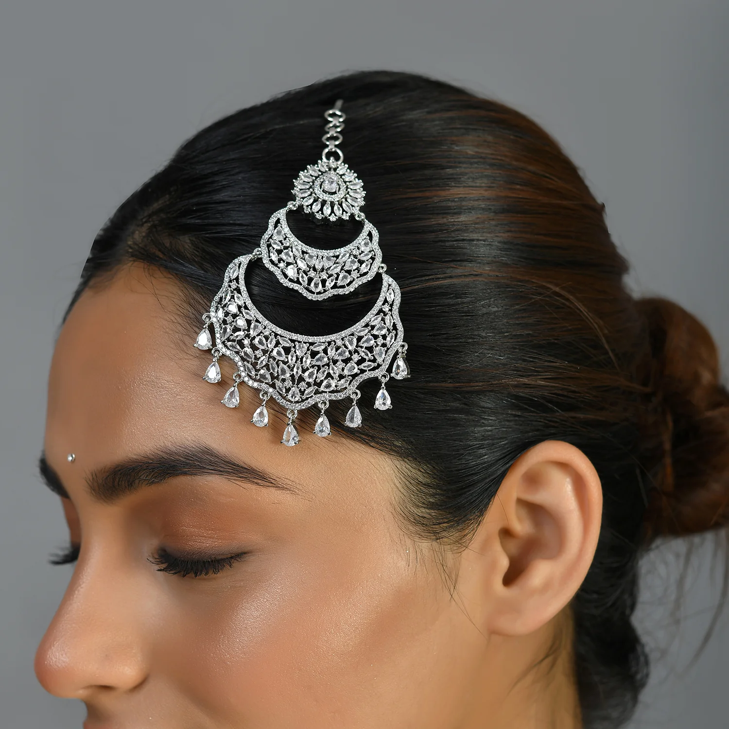 Noor-E-Nazakat American Diamond Paasa Maangtikka - Image 2