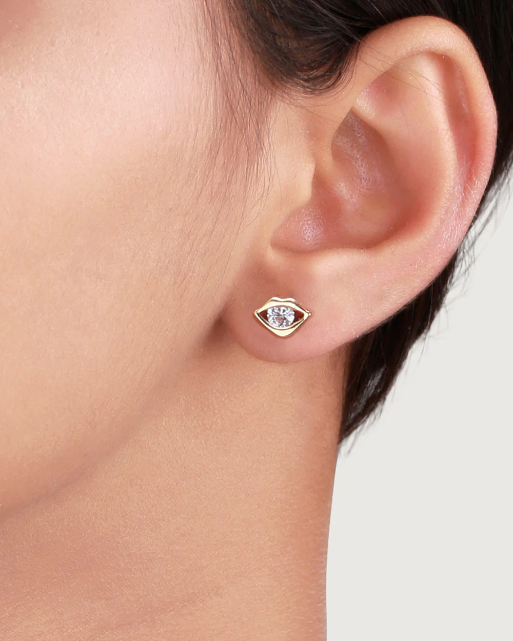 Pack of 3 Stud Earrings In Lips Shape Design - Image 3