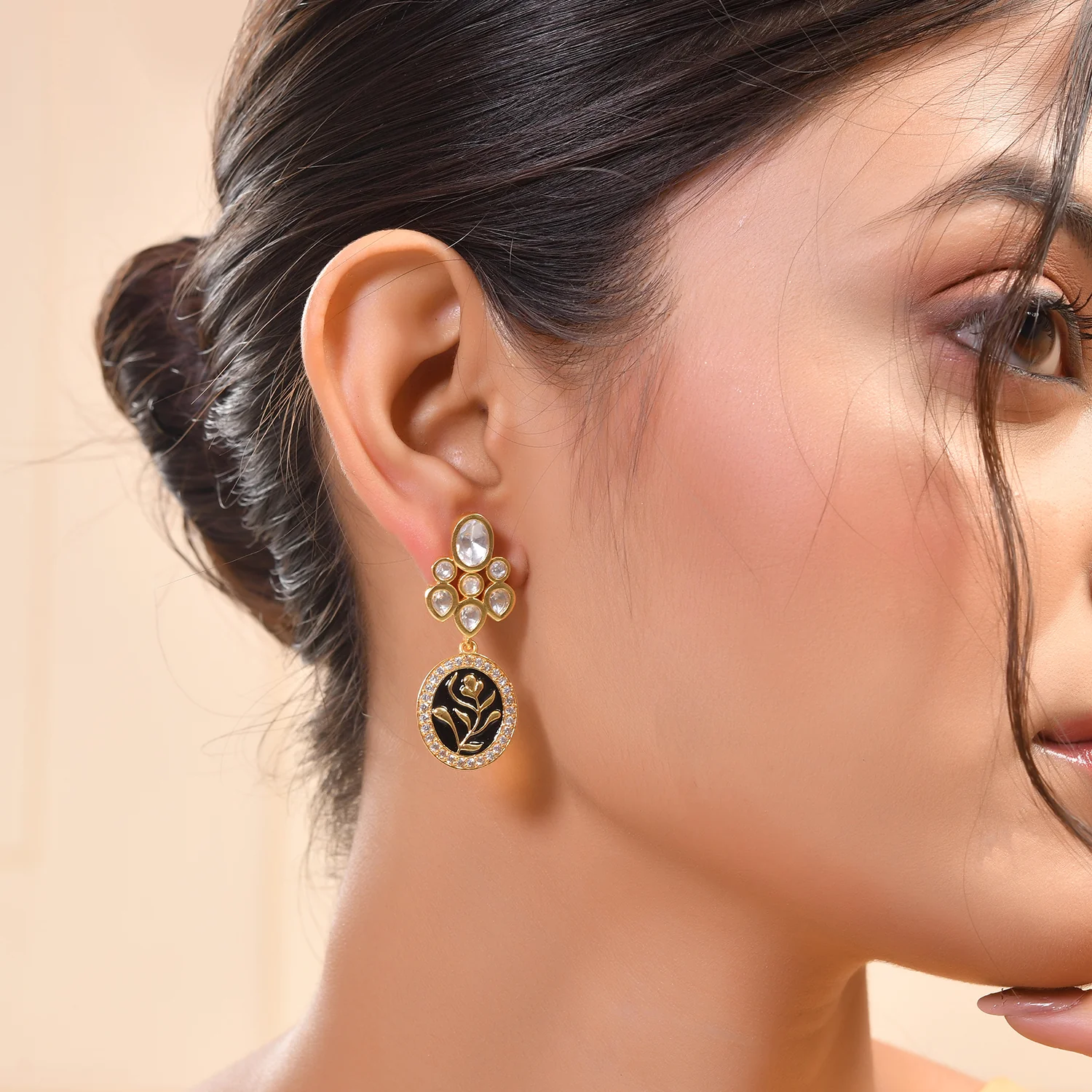 Pashmina Daania Dangler Earrings - Image 3