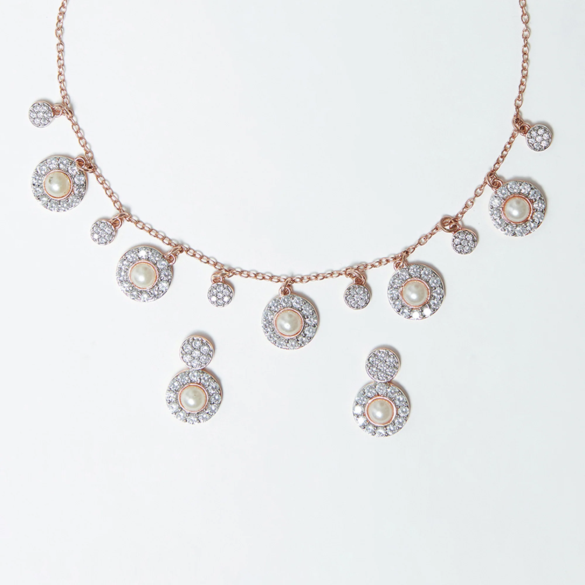 Pearly Whites Showstopper Necklace Set in Rose Gold Tone - Image 4