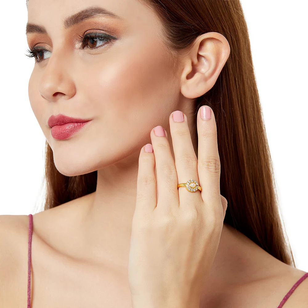 Pretty Ring With CZ Embellishment - Image 2