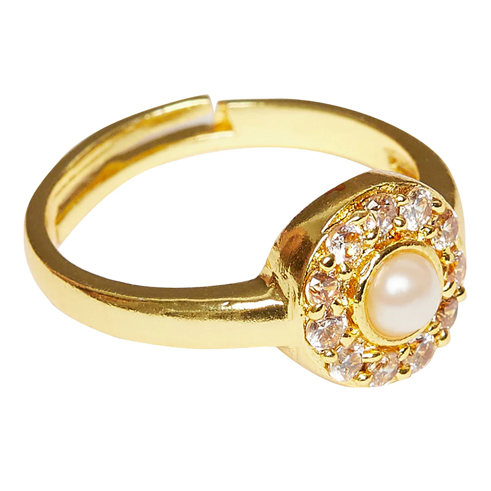 Pretty Ring With CZ Embellishment - Image 5