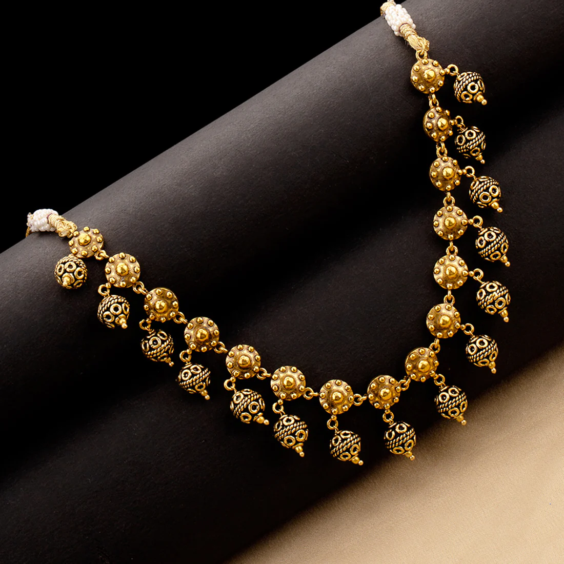 Rava Ball Ball Drop Choker Necklace