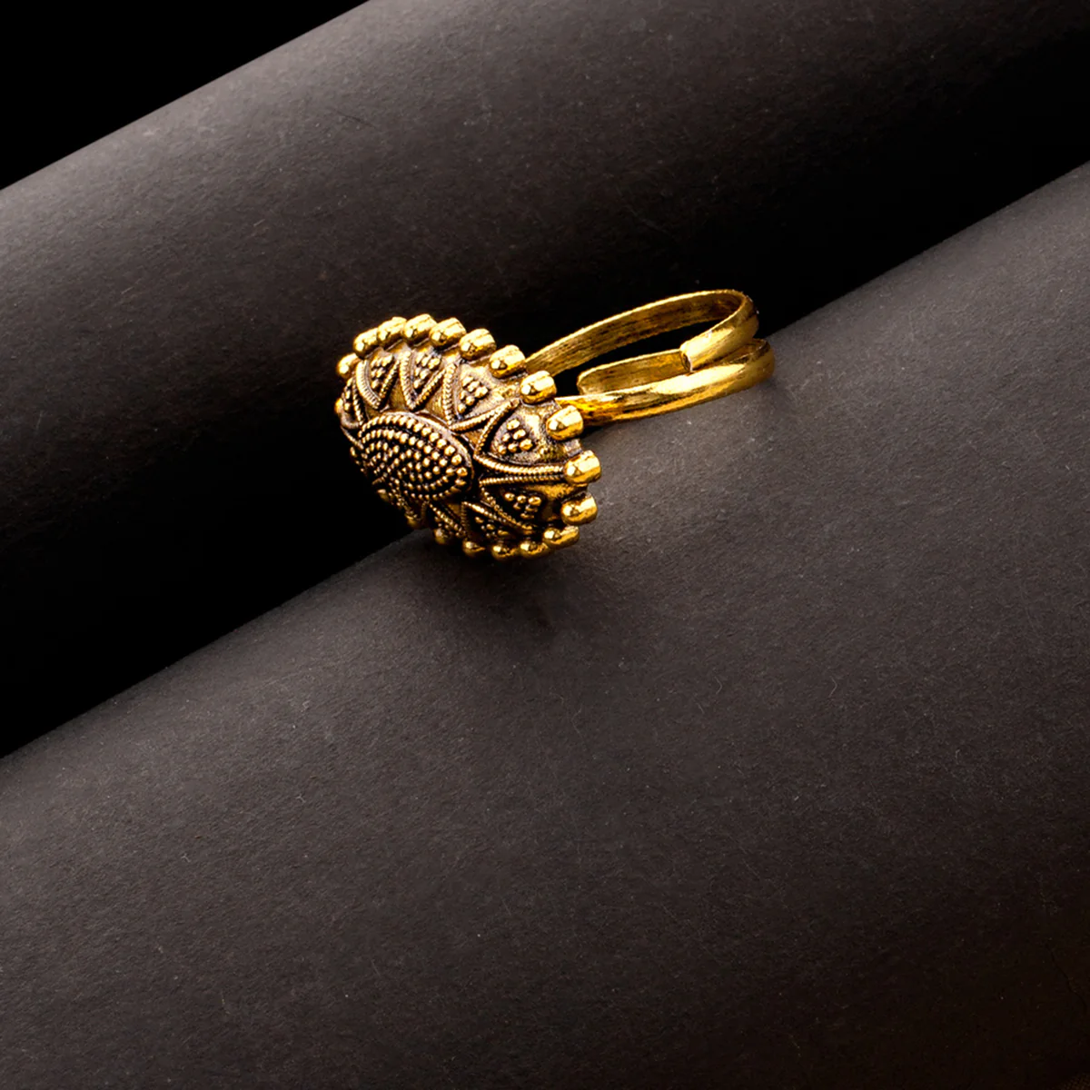 Rava Ball Trending Oxidized Gold Ring