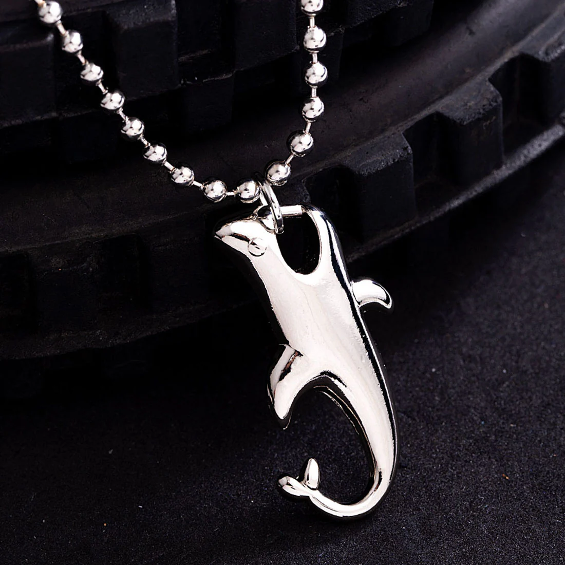Road Rider Dolphin Pendant Set