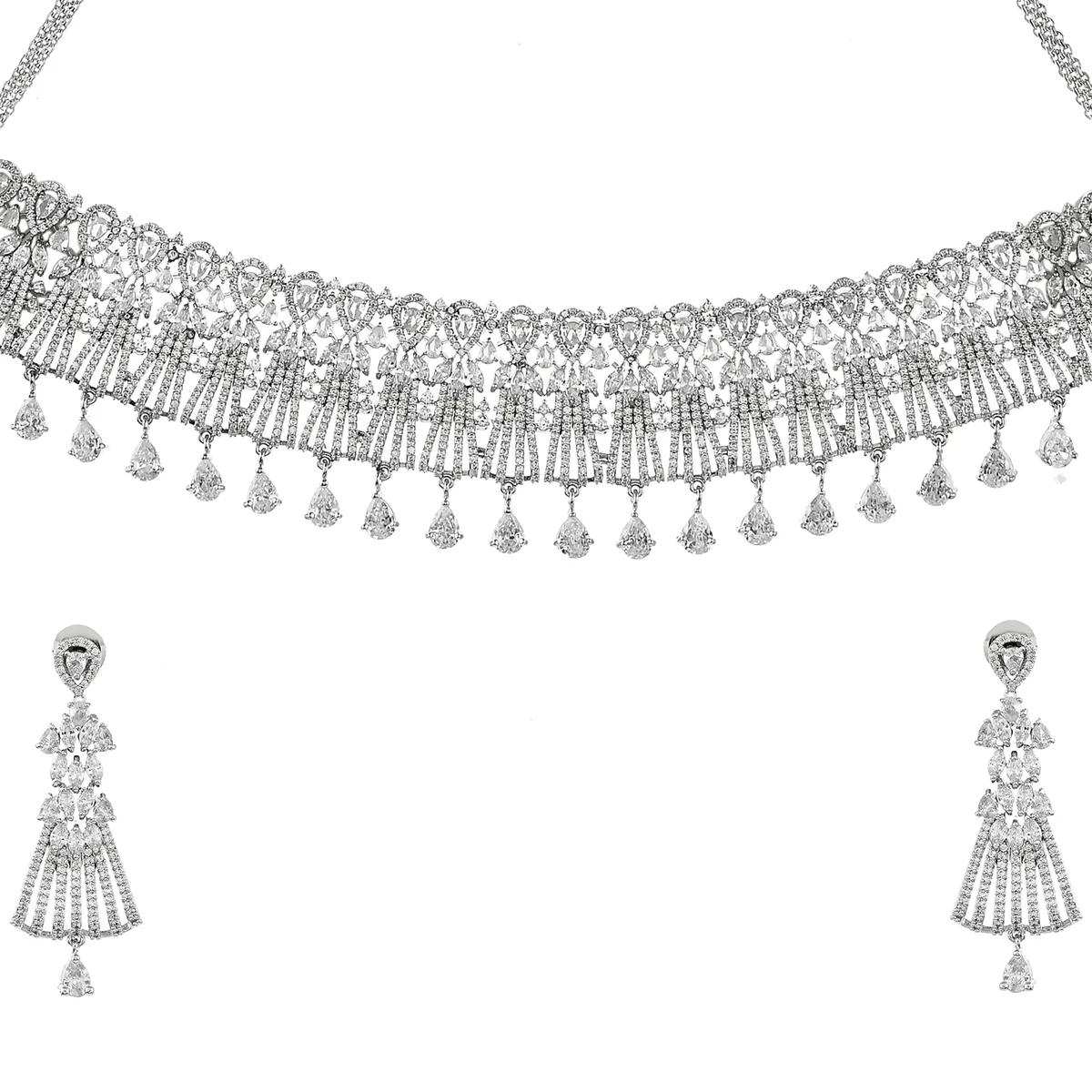 Sparkling Opulence Cutwork Pattern Jewellery Set - Image 4