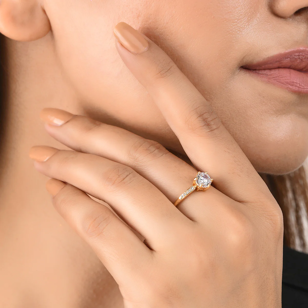 Round Cut Cubic Zircon Embellished Brass Yellow Gold Plated Ring - Image 2