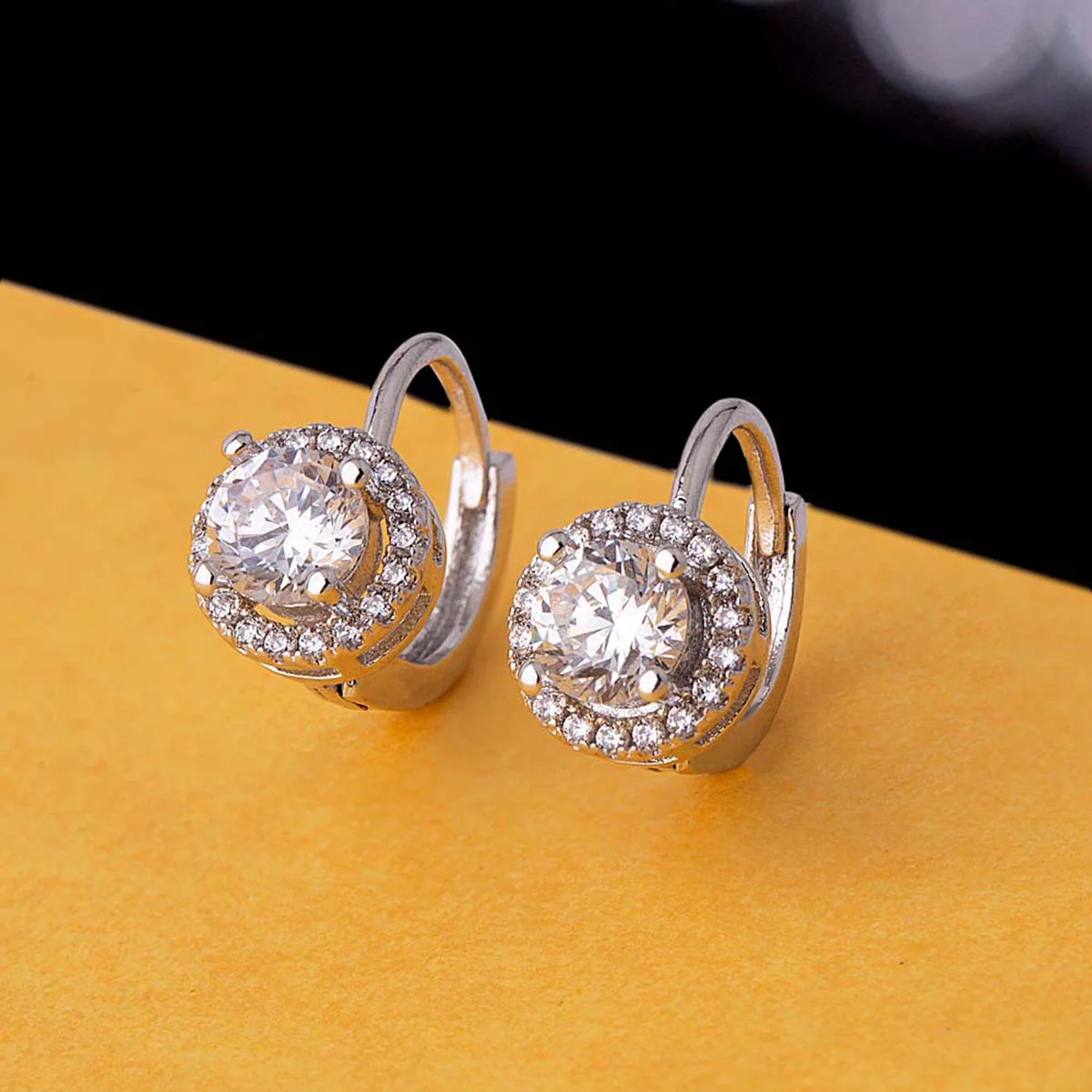 Round Cut CZ Gems Adorned Earring