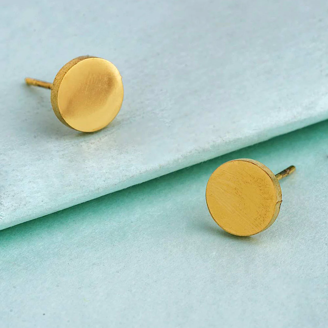 Royal Men's Round Stud Earrings