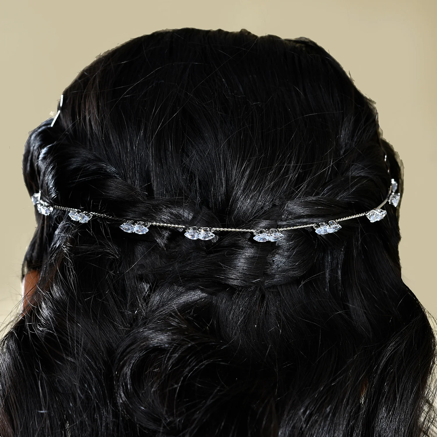 Royal Romance Ariel Hair Accessories - Image 2