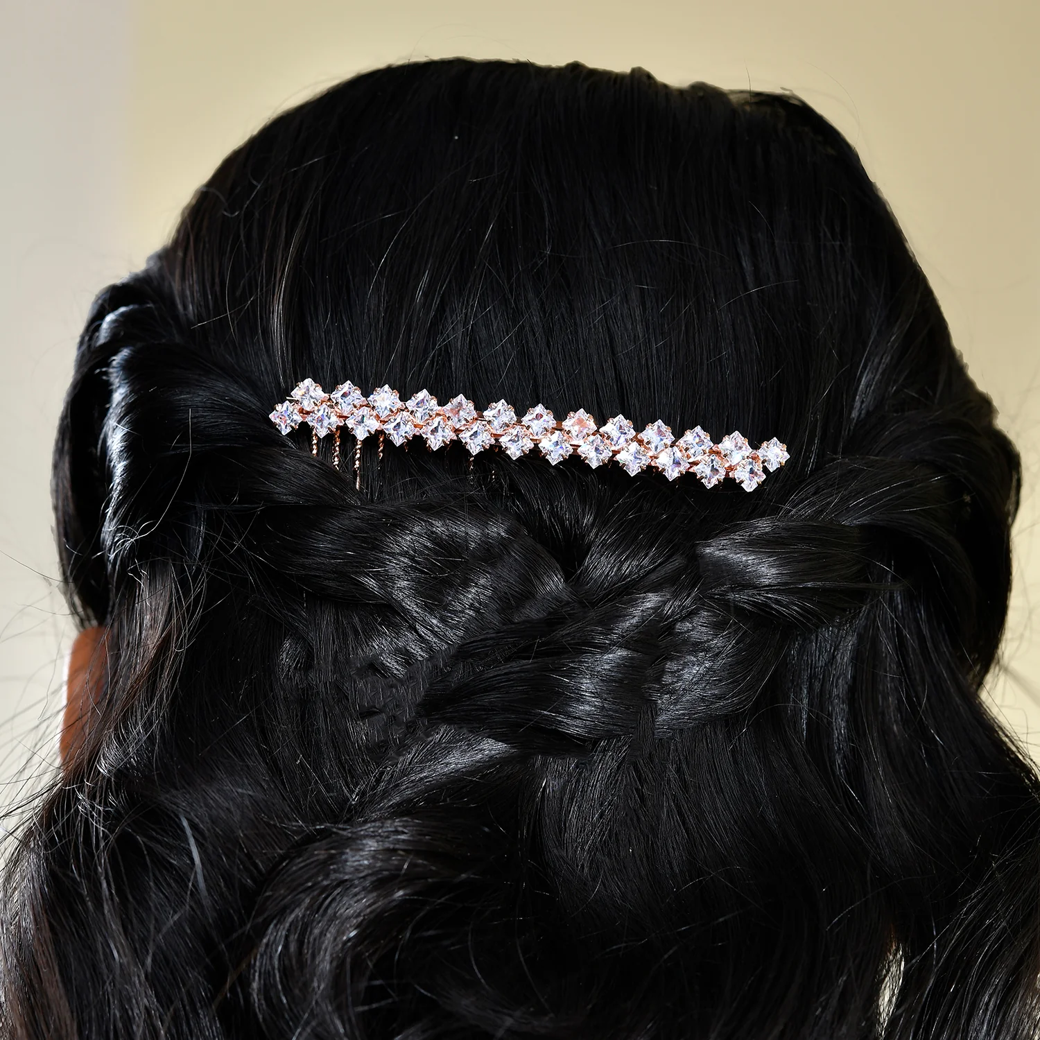 Royal Romance Inanna Comb Pin Hair Accessories - Image 2