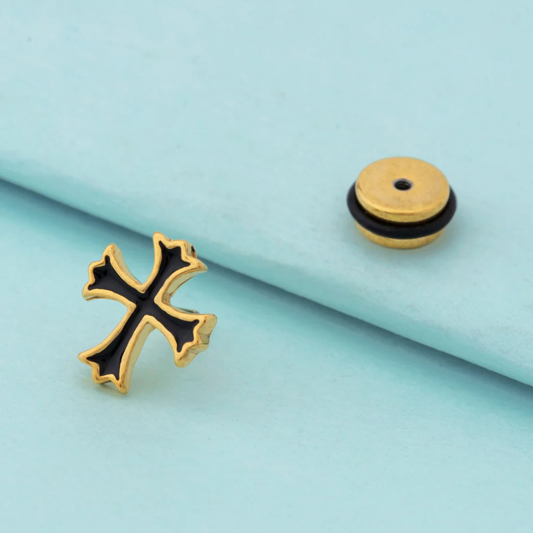 Royal Stud Cross Earring