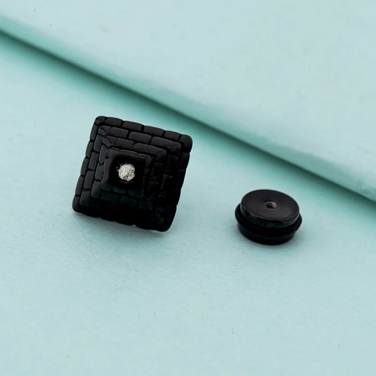 Royal Stud Pyramid Earring