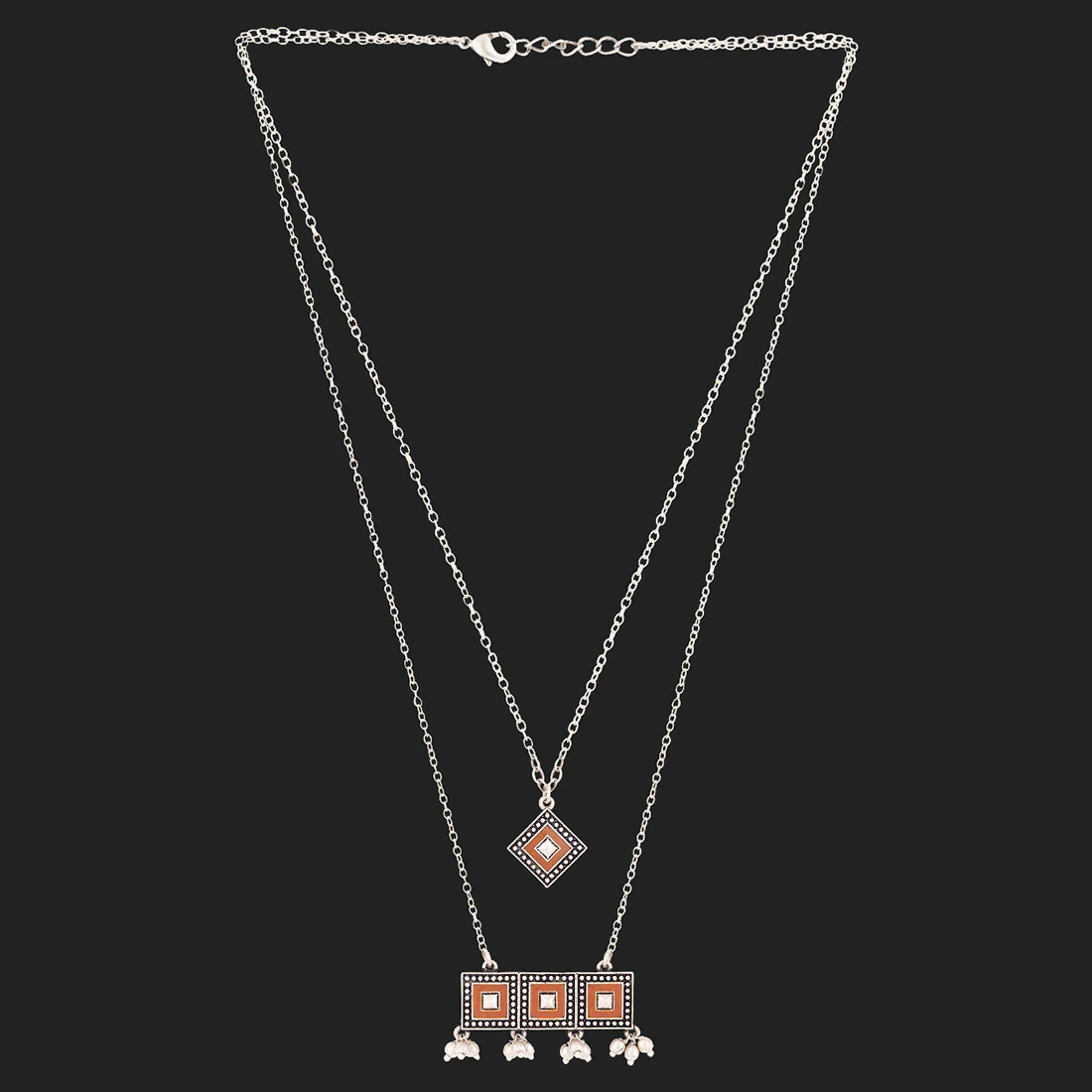 Sanwari Layered Style Necklace - Image 4